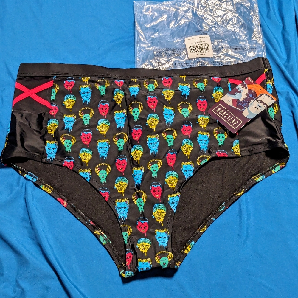 NWT Universal Monsters Plus Size 3 Bikini Bottom